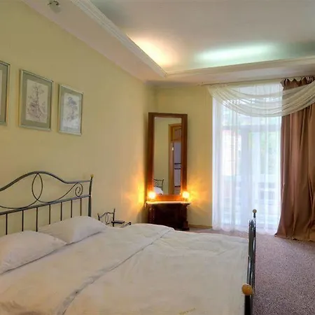 Kievinn 3* Киев
